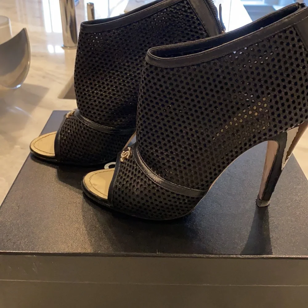 Chanel mesh open toe booties size 39.5 - Picture 7 of 7